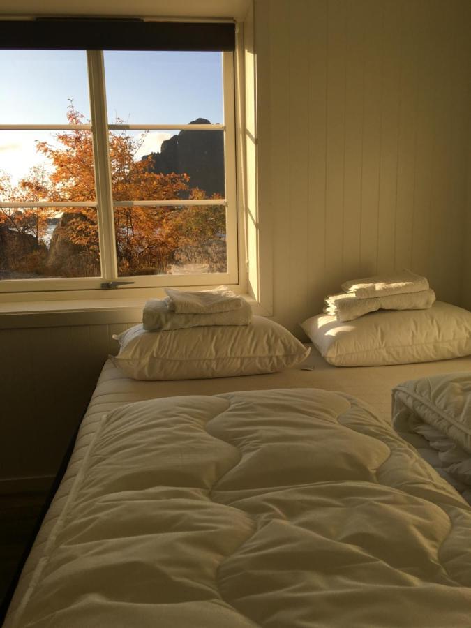 Lofoten Sea Lodge Sennesvik Exteriör bild